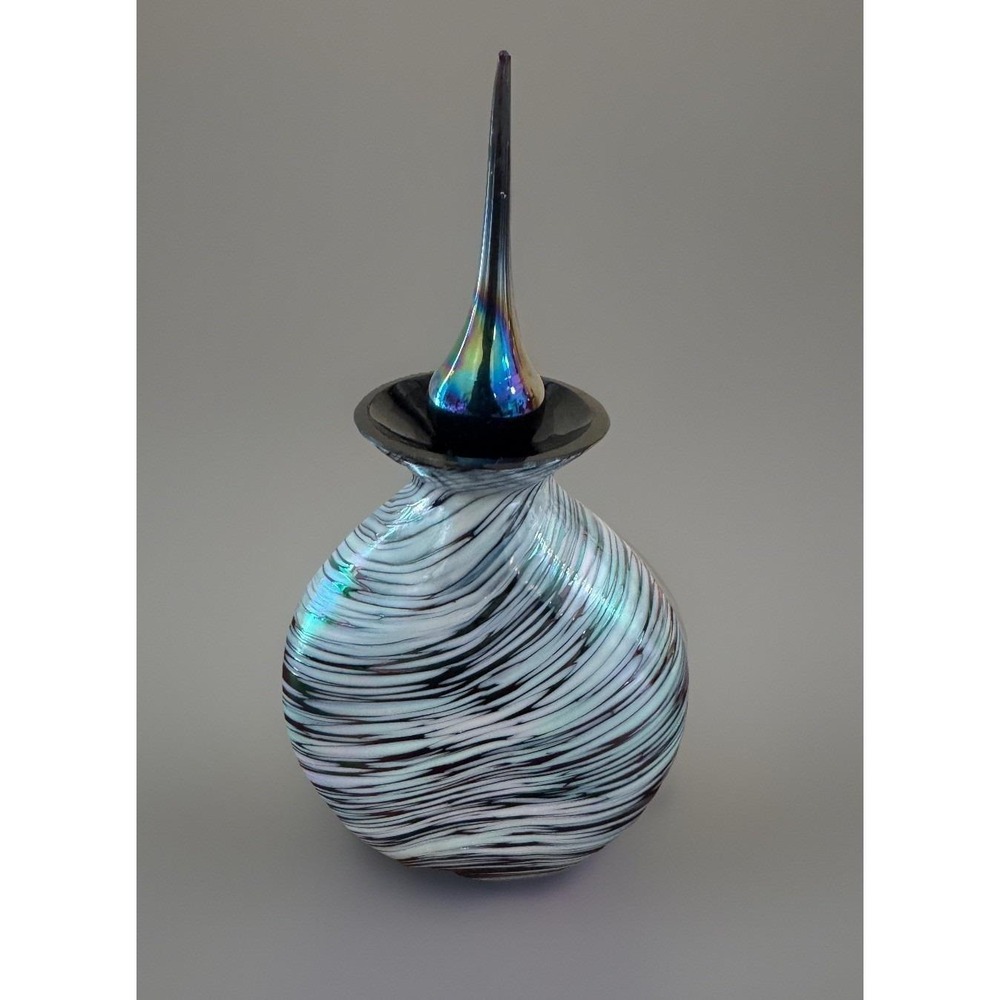 Vintage Silvestri Iridescent‎ Hand-Blown Art Glass Perfume Bottle with Stopper